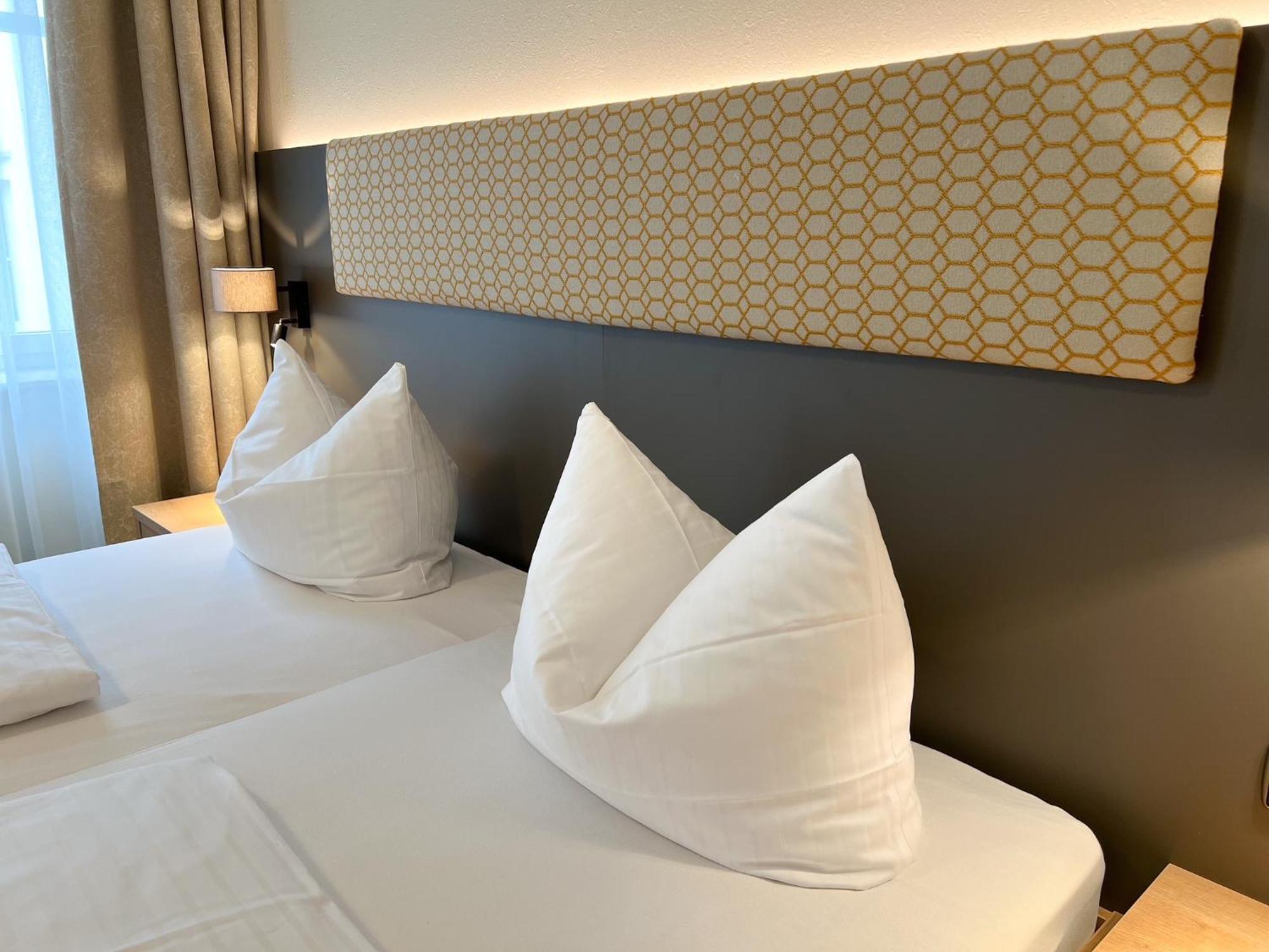 Stadthotel Muenze 바트메르겐하임 외부 사진