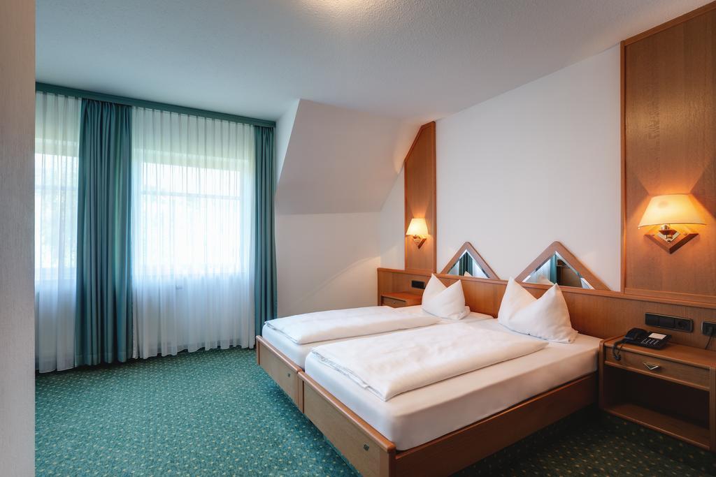 Stadthotel Muenze 바트메르겐하임 외부 사진