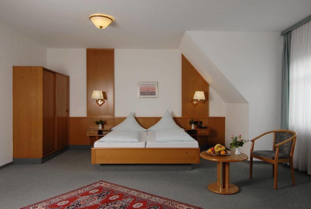 Stadthotel Muenze 바트메르겐하임 외부 사진
